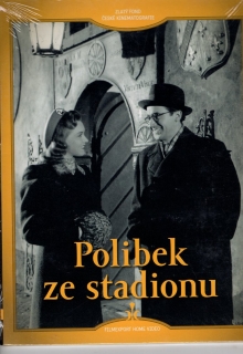 Polibek ze stadionu / slim